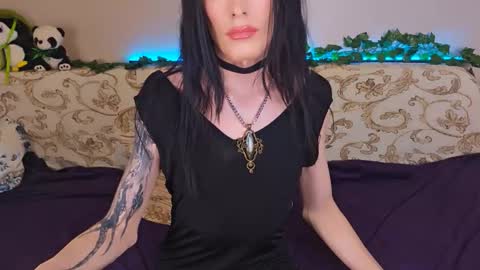 Morwain online show from November 12, 10:30 pm