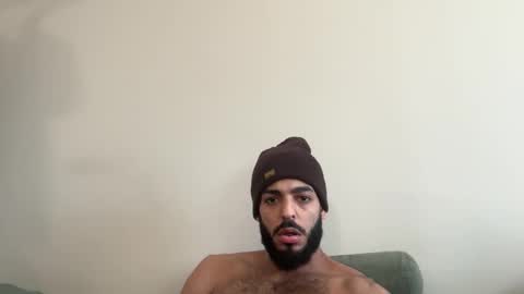 Snapshot of mountaiden chatting on April 12, 1:27 pm mountaiden online show from April 12, 1:27 pm