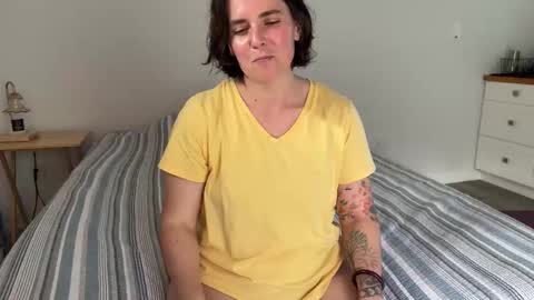 Snapshot of moussemagoo chatting on March 4, 8:37 pm MousseMagoo online show from March 4, 8:37 pm