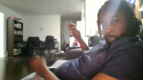 Snapshot of moxamillion chatting on December 4, 8:12 am moxamillion online show from December 4, 8:12 am
