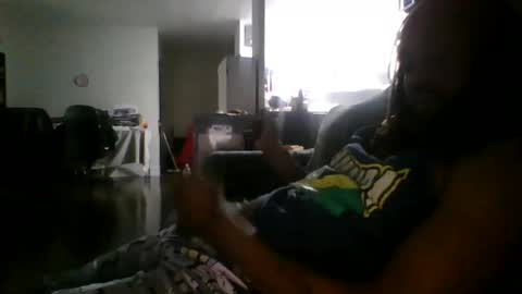 Snapshot of moxamillion chatting on March 10, 7:32 am moxamillion online show from March 10, 7:32 am