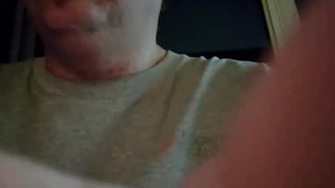 Snapshot of mr1bucket chatting on February 27, 3:06 am mr1bucket online show from February 27, 3:06 am