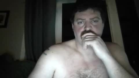 Snapshot of mr1bucket chatting on March 3, 1:56 am mr1bucket online show from March 3, 1:56 am