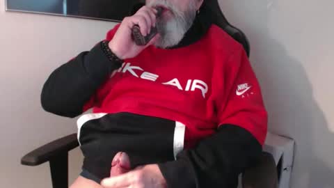 Snapshot of mr_boombastic2021 chatting on January 6, 10:08 am mr_boombastic2021 online show from January 6, 10:08 am