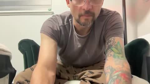 mr_halfling online show from May 31, 5:26 am