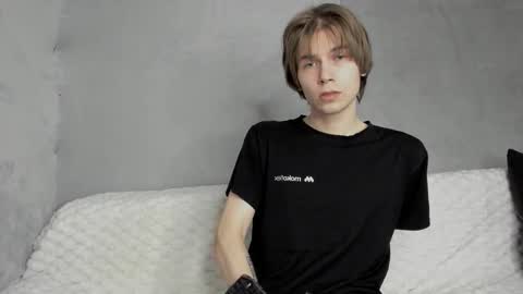 Snapshot of mr_makentoshi chatting on September 19, 5:46 pm Makentoshi online show from September 19, 5:46 pm