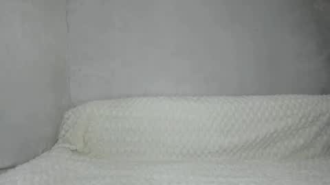 Snapshot of mr_makentoshi chatting on April 5, 5:21 pm Makentoshi online show from April 5, 5:21 pm