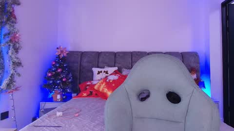 MIKEE online show from December 20, 3:13 am