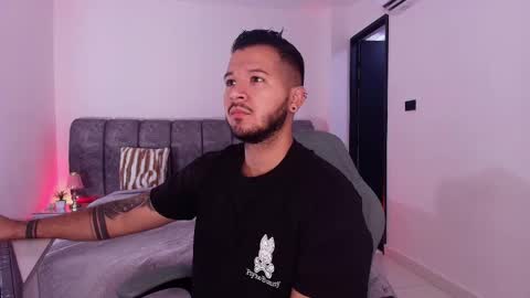 MIKEE online show from January 17, 3:00 am