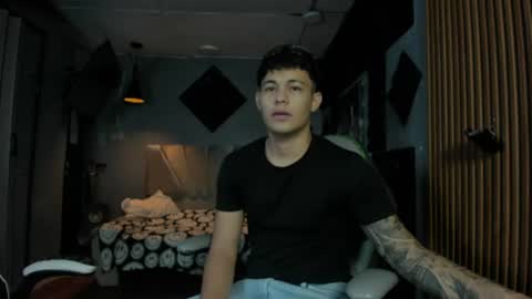 mr_mois online show from July 8, 4:50 am