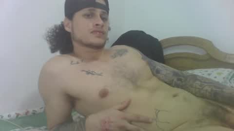 Snapshot of mr_sharkmaster777 chatting on December 28, 10:13 pm mr_sharkmaster777 online show from December 28, 10:13 pm