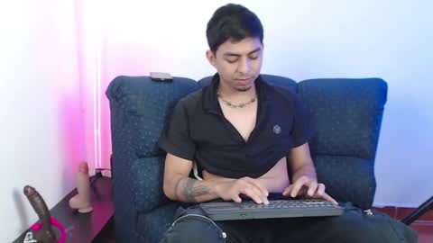Alpha LATINO online show from April 25, 4:59 am