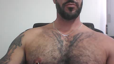 Snapshot of mrbighairychest chatting on June 12, 6:18 pm Darien online show from June 12, 6:18 pm