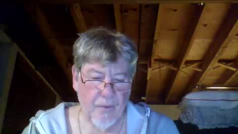 mrblade666 online show from April 20, 11:28 pm