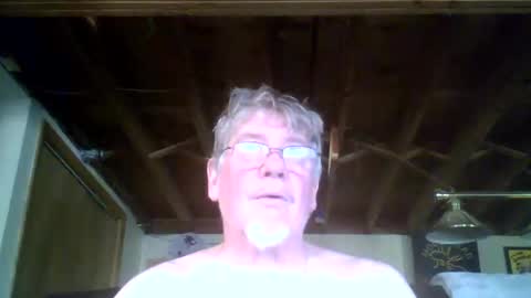 mrblade666 online show from April 24, 4:09 pm