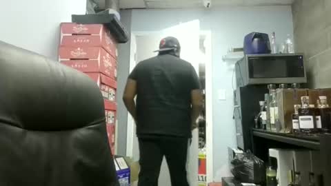 Snapshot of mrdelite1234 chatting on March 19, 5:39 pm mrdelite1234 online show from March 19, 5:39 pm