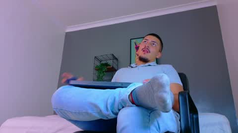 Mr Fox online show from April 18, 7:58 pm