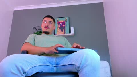 Mr Fox online show from May 26, 7:32 pm