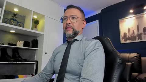 MrFrank. online show from June 4, 1:39 pm