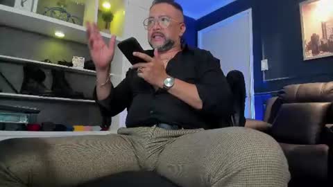 MrFrank. online show from July 10, 2:52 pm