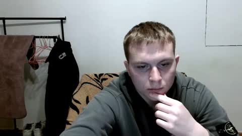 Max online show from December 2, 8:15 pm