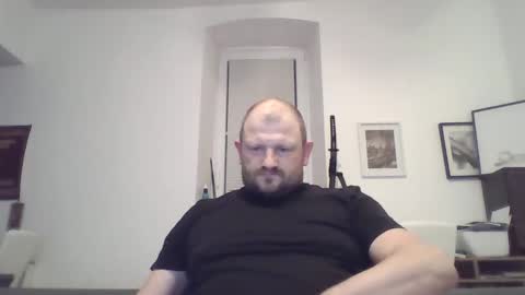 Snapshot of mrhotsex69 chatting on February 6, 3:33 am mrhotsex69 online show from February 6, 3:33 am