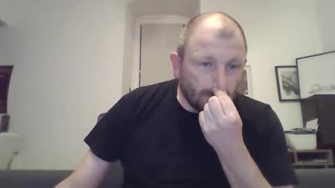 Snapshot of mrhotsex69 chatting on February 8, 4:16 am mrhotsex69 online show from February 8, 4:16 am