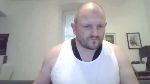 mrhotsex69 online show from May 5, 3:20 pm