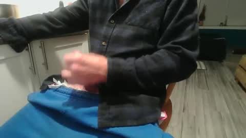 Snapshot of mrjackstraw469 chatting on October 29, 2:58 am mrjackstraw469 online show from October 29, 2:58 am