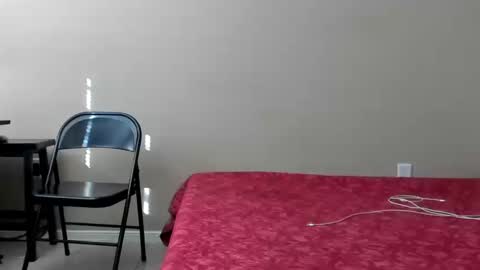 mrjamesdeanwinchester online show from October 17, 3:58 pm