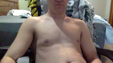 Snapshot of mrlongm8 chatting on February 18, 5:53 pm mrlongm8 online show from February 18, 5:53 pm