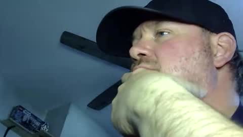 Snapshot of mrniggle chatting on April 6, 3:57 pm Lucus online show from April 6, 3:57 pm