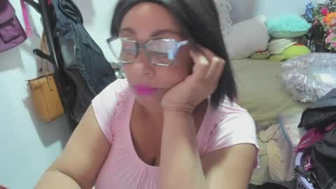 mrs_mommy online show from May 3, 10:27 pm