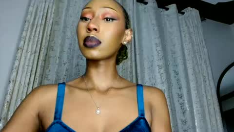ms_crystal online show from July 15, 4:01 pm