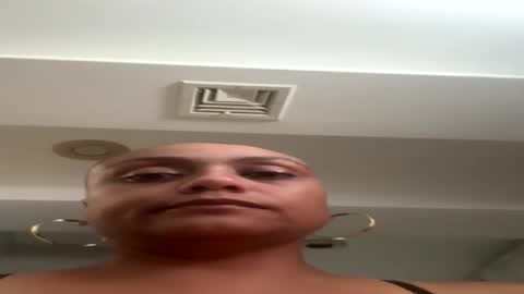 ms_discreet online show from July 10, 2:52 pm