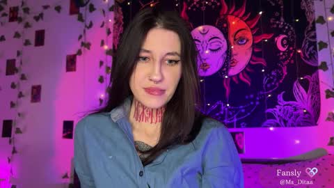 Dita online show from February 4, 10:04 pm