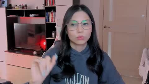 Snapshot of ms_emily_ chatting on April 23, 12:29 pm ms_emily_ online show from April 23, 12:29 pm