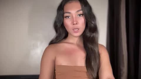 Snapshot of ms_kiana chatting on October 14, 8:31 pm CALL ME KIANA online show from October 14, 8:31 pm