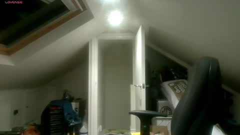 MS online show from April 10, 9:30 pm