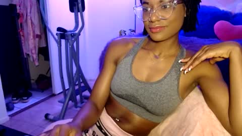 Snapshot of msemonibrown chatting on April 27, 6:00 am CocoSage online show from April 27, 6:00 am