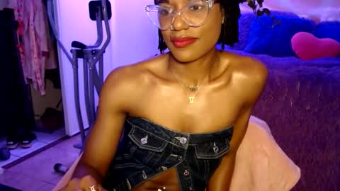 Snapshot of msemonibrown chatting on April 29, 6:50 am CocoSage online show from April 29, 6:50 am