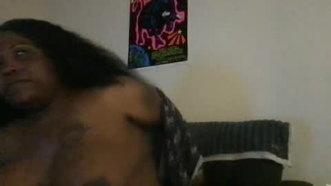 Snapshot of msjonemillion chatting on July 5, 11:45 pm Chocolate Candy Stick online show from July 5, 11:45 pm
