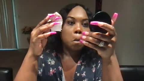 Snapshot of msjonemillion chatting on July 18, 6:45 pm Chocolate Candy Stick online show from July 18, 6:45 pm