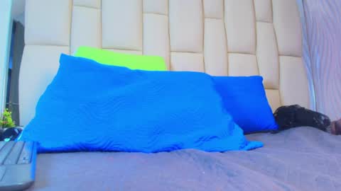 FERNANDA 3 online show from April 14, 3:34 am