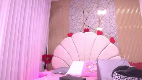 Snapshot of mssburbuja chatting on February 14, 3:14 am Manuela online show from February 14, 3:14 am