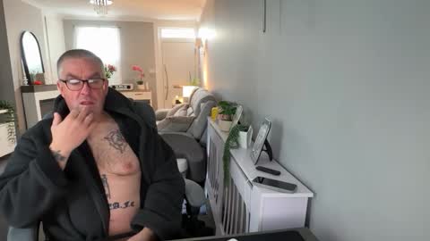 mtb1697 online show from October 18, 9:21 am