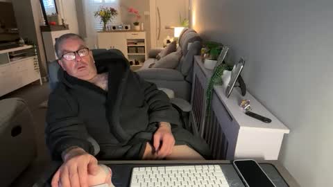 mtb1697 online show from October 28, 7:45 am