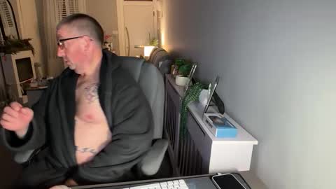 mtb1697 online show from November 30, 11:20 pm