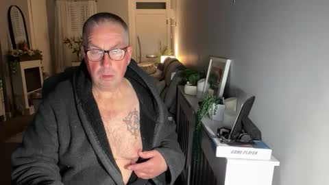 mtb1697 online show from April 3, 9:13 pm