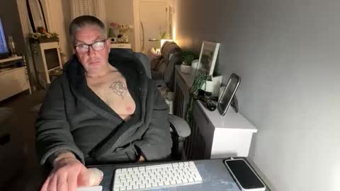 mtb1697 online show from April 18, 11:38 pm